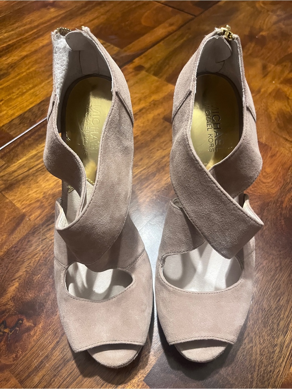 Michael Kors nude suede platform heel 7.5
